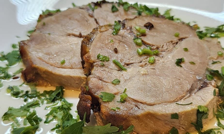 Ceafa de porc la cuptor